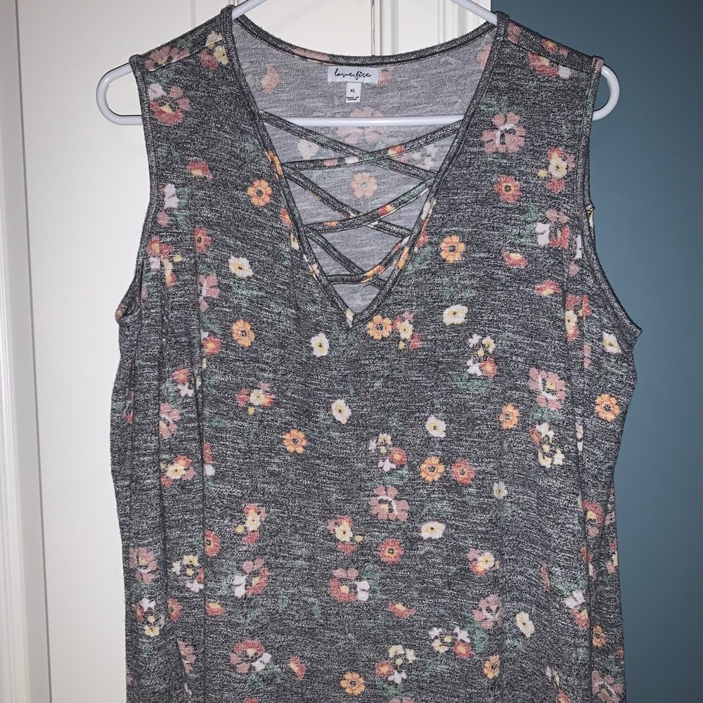 Long sleeve blouse/tee